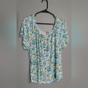 Lavish Floral Print Women's Top - Multicolor